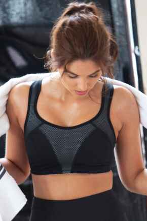 Energy Fearless Non Wired Full Cup Sports Bra - Black/White