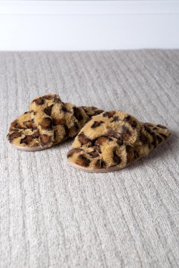 Faux Fur Crossover Slider Slipper