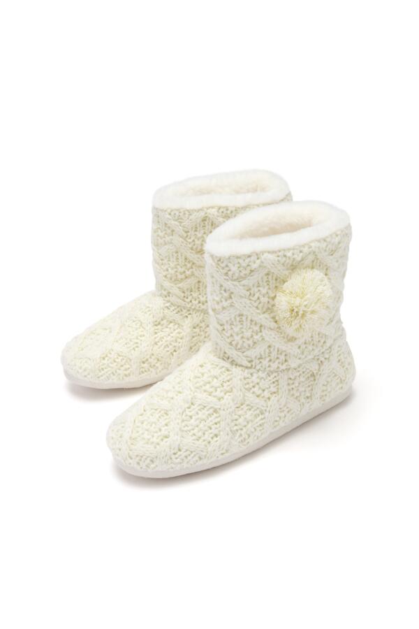 Cable Knit Faux Fur Lined Bootie Slipper