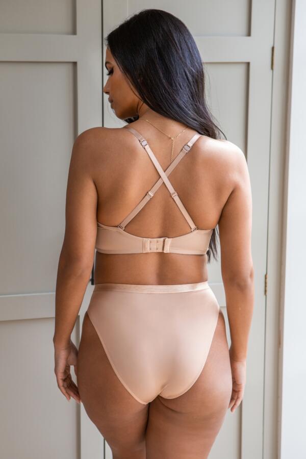 Definitions U Wire Plunge Low Back Multiway Bra