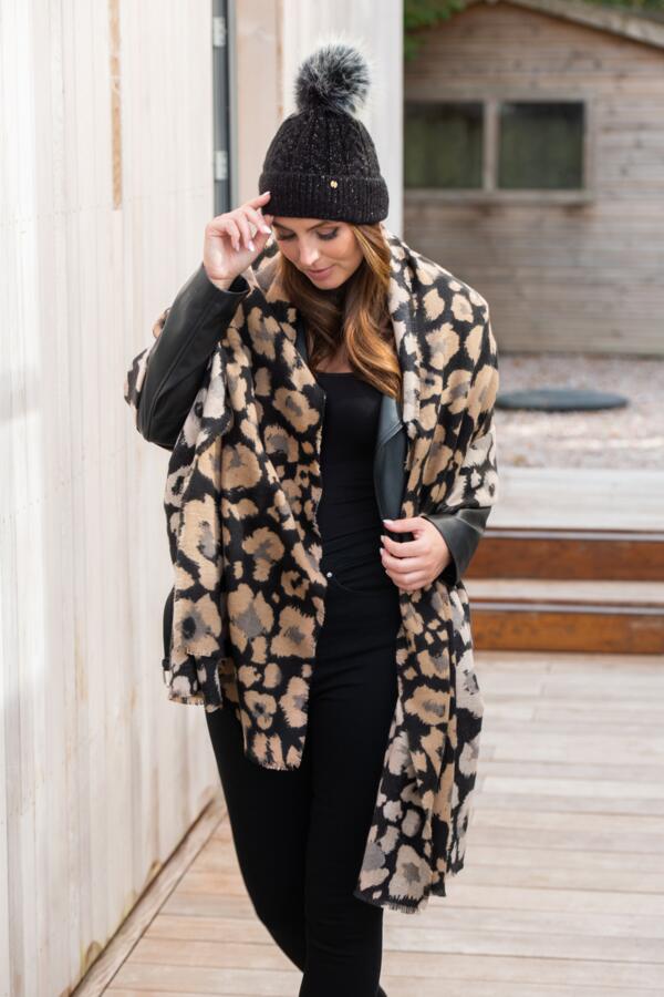 Oversized Printed Supersoft Scarf