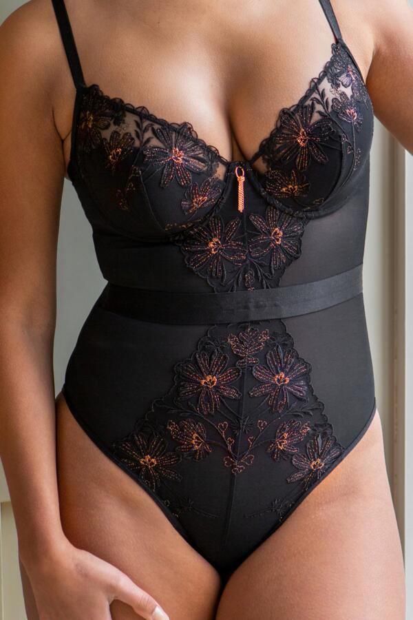 Constance Lightly Padded Underwired Body