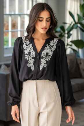 Stacie Fuller Bust Embroidered Woven Long Sleeve Blouse - Black/White