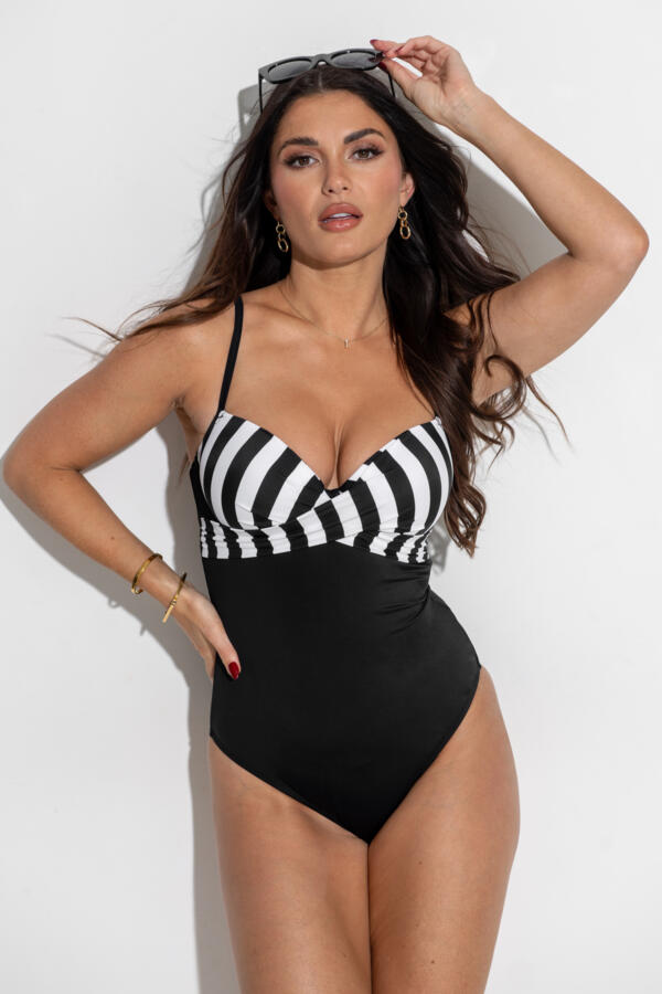 Free Spirit Underwired Lightly Padded Swimsuit - Black/White