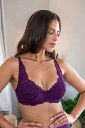 Fleur Lightly Padded High Apex Underwired Bra - Plum