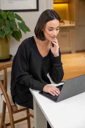 The Softest Off Duty Relaxed V-Neck Sweatshirt - Black