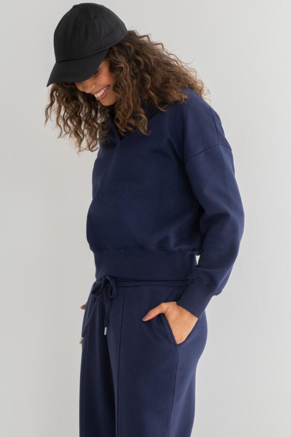 The Softest Off Duty Relaxed Collared Sweatshirt
