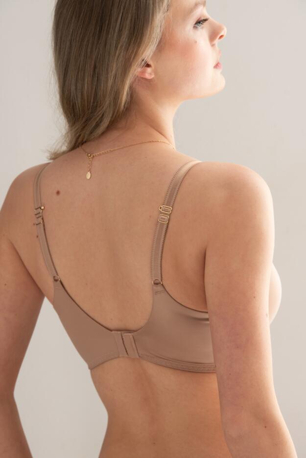 Effortless Non-Padded Underwired Minimiser Bra D-J