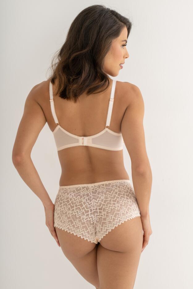 Mixology Full Lace Shorty