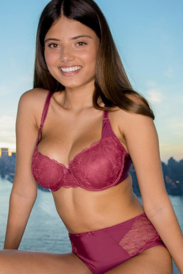 Ophelia Underwired Balconette Bra - Raspberry