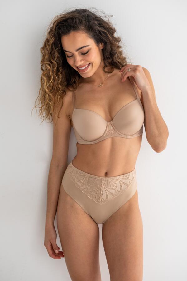 New Romance Moulded Contour T-Shirt Bra